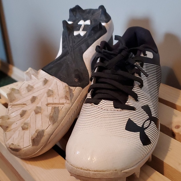 Baseball cleats - Picture 3 of 6